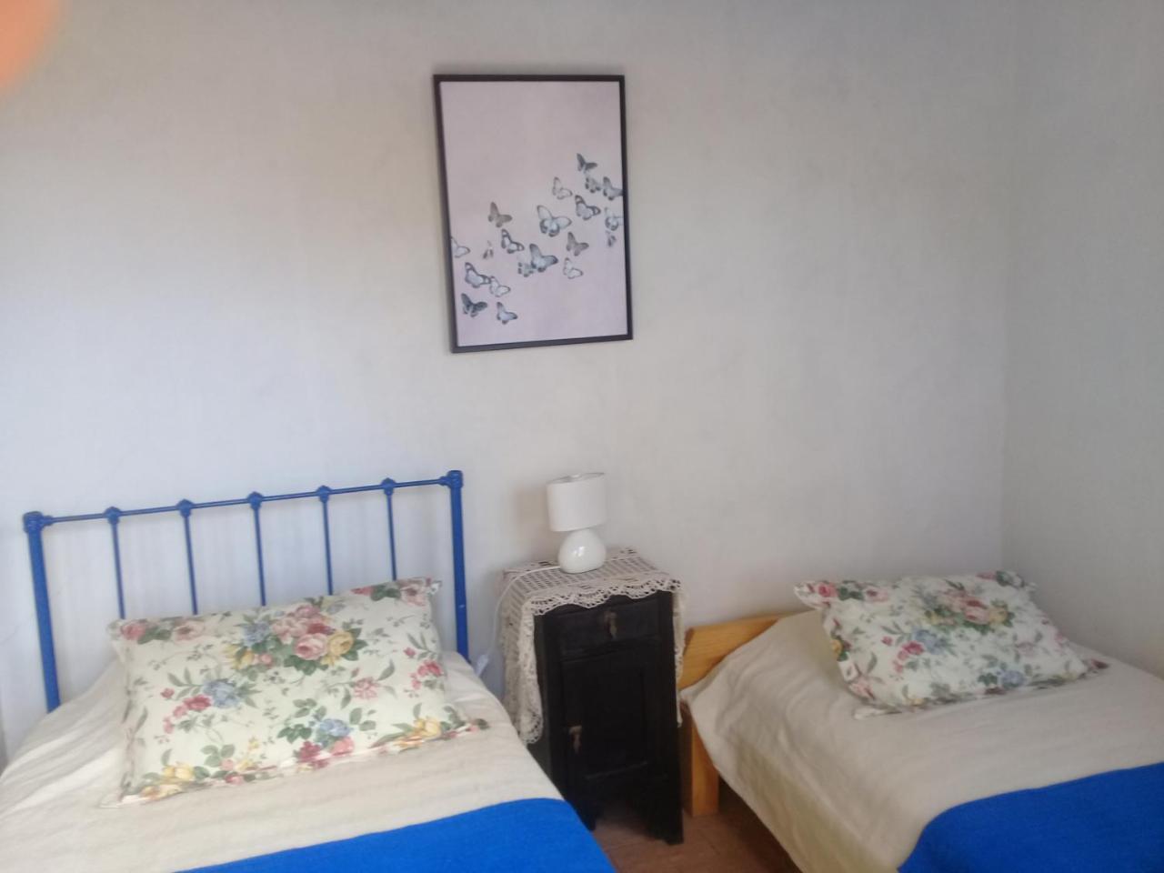 Hostal Del Ingles Вичукен Экстерьер фото
